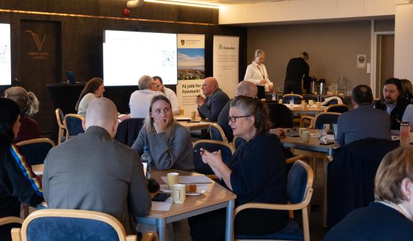 Lenke til artikkel: – Ingen flytter til en arbeidsplass. De flytter til et hjem